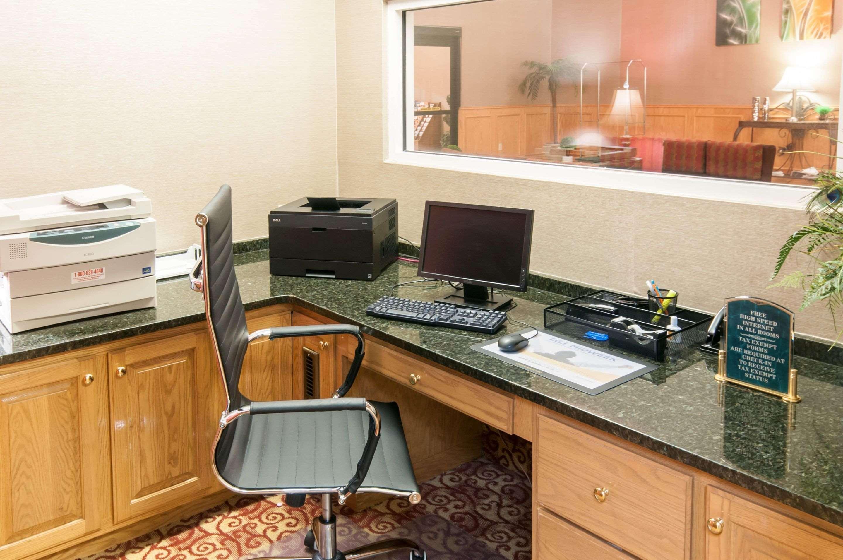 Comfort Suites Milledgeville Exteriér fotografie